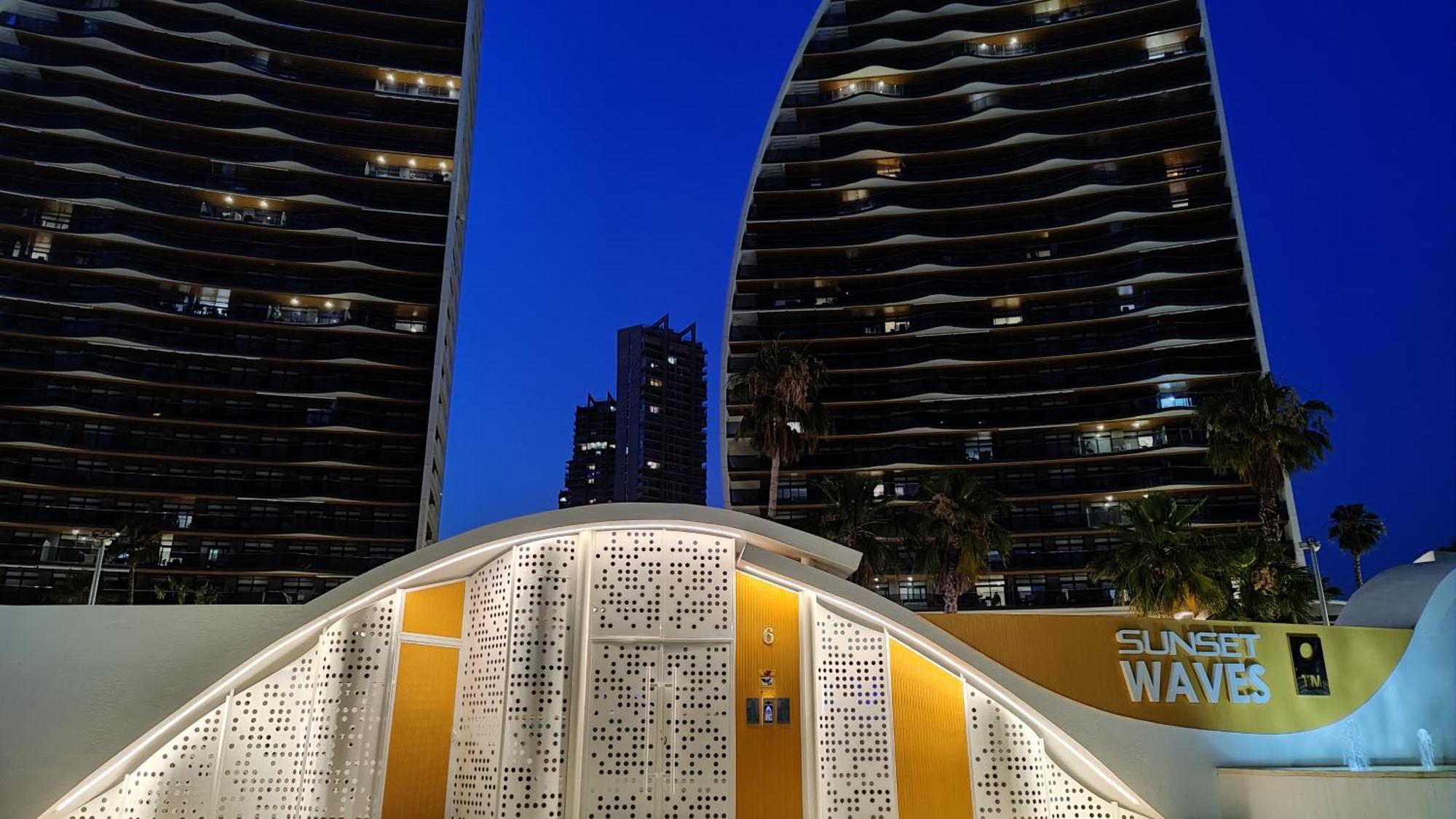Sunset Waves Magic Apartments ベニドルム エクステリア 写真