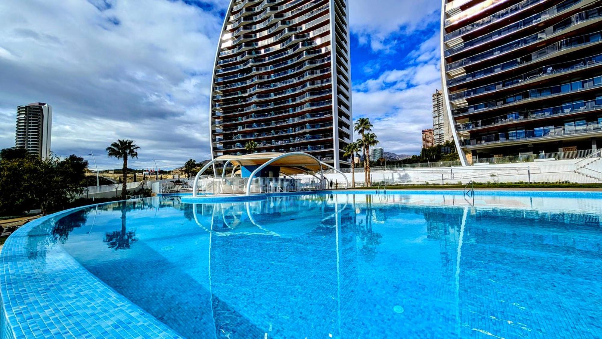 Sunset Waves Magic Apartments ベニドルム エクステリア 写真